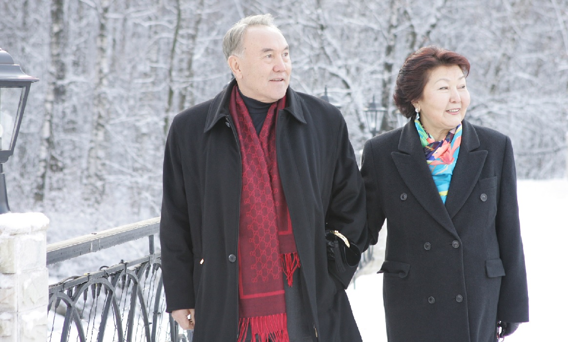 Назарбаев рассказал о второй жене. Простила ли его Сара?