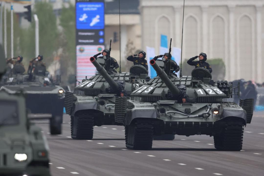 Кто будет присутствовать на военном параде в Астане