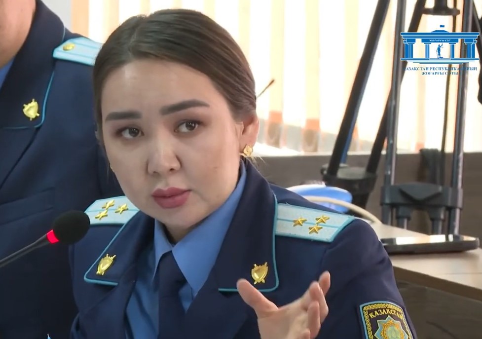 Суд по делу Шерзата: адвокаты заявили отвод прокурору, обвиняя её в давлении на подсудимого