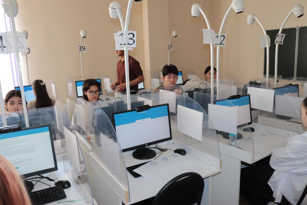 В Казахстане проходит основной этап ЕНТ: тестирование продлится до 7 июля