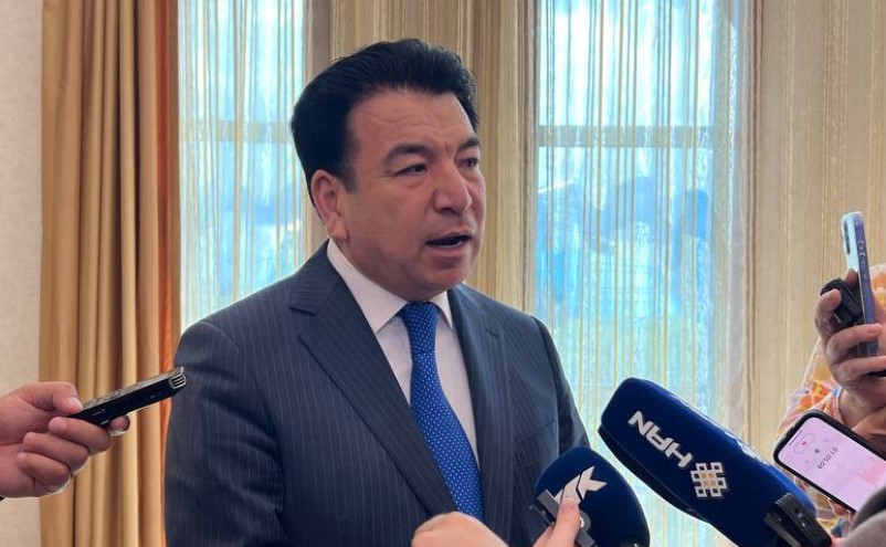 Министр Бейсембаев созывает акимов для ликбеза о правах педагогов