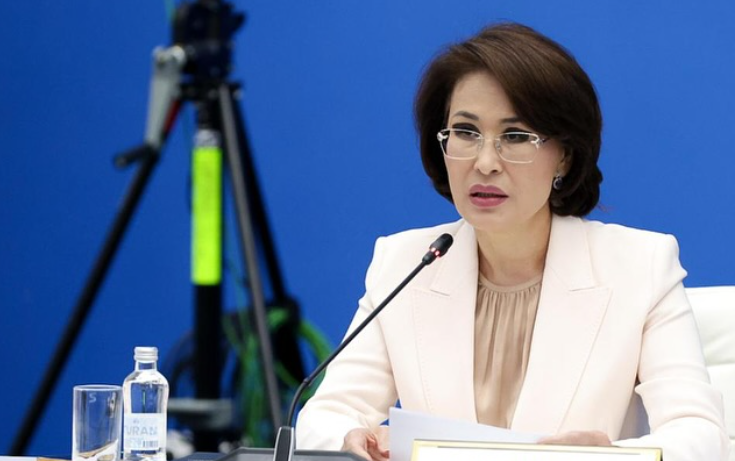 Министр здравоохранения навестила избитого в Костанае врача