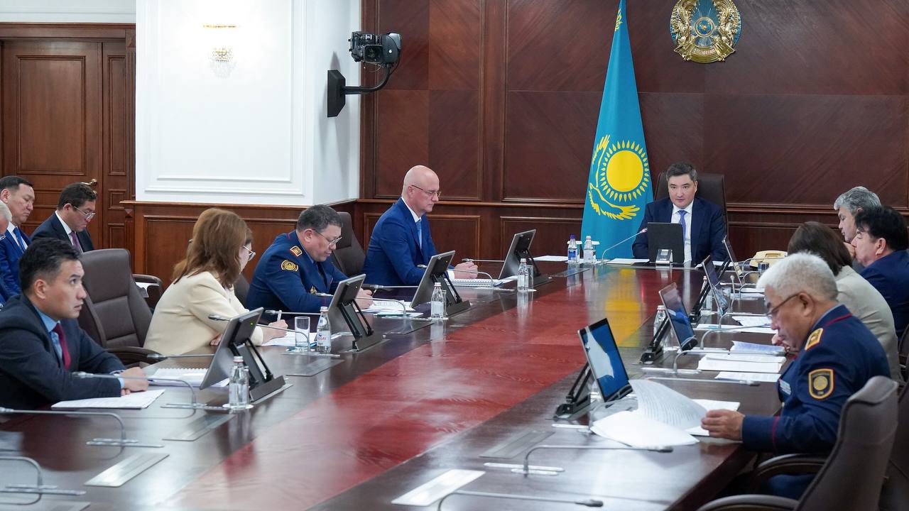 Бектенов поручил разработать новую наркополитику в стране