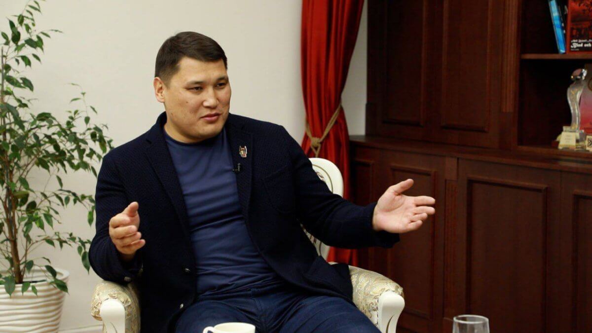 Суд рассматривает дело о нападении на Руслана Берденова