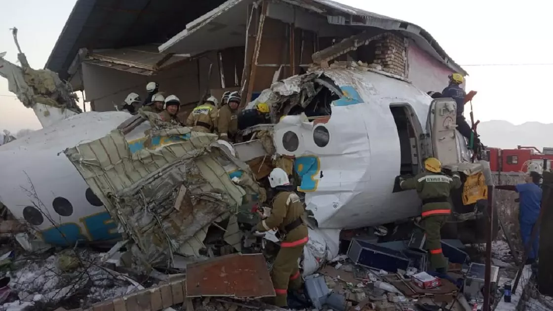 Расследование крушения самолёта Bek Air будет возобновлено