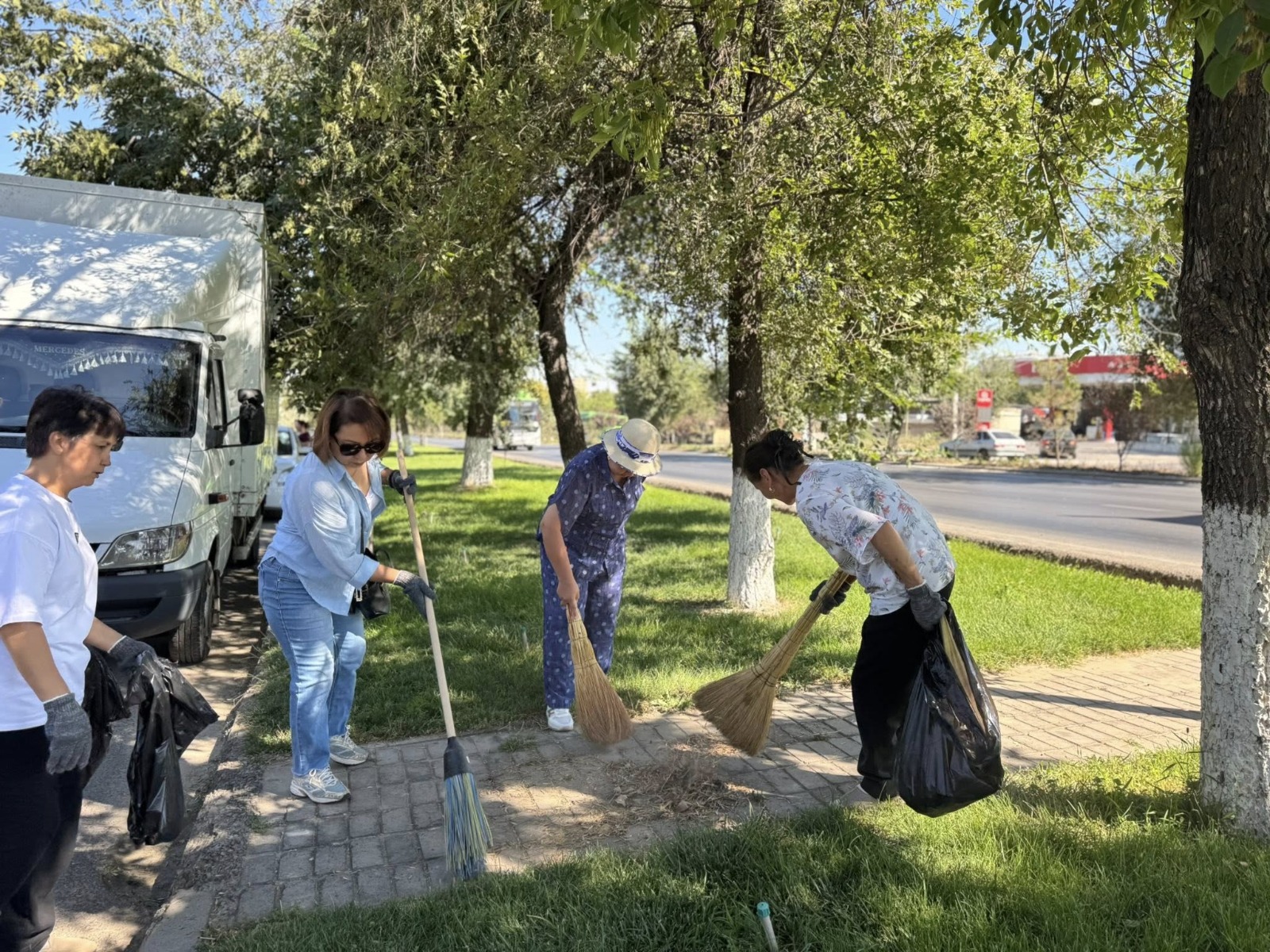 Шымкентте «Таза Қазақстан» акциясы аясында жалпықалалық сенбілік өтті