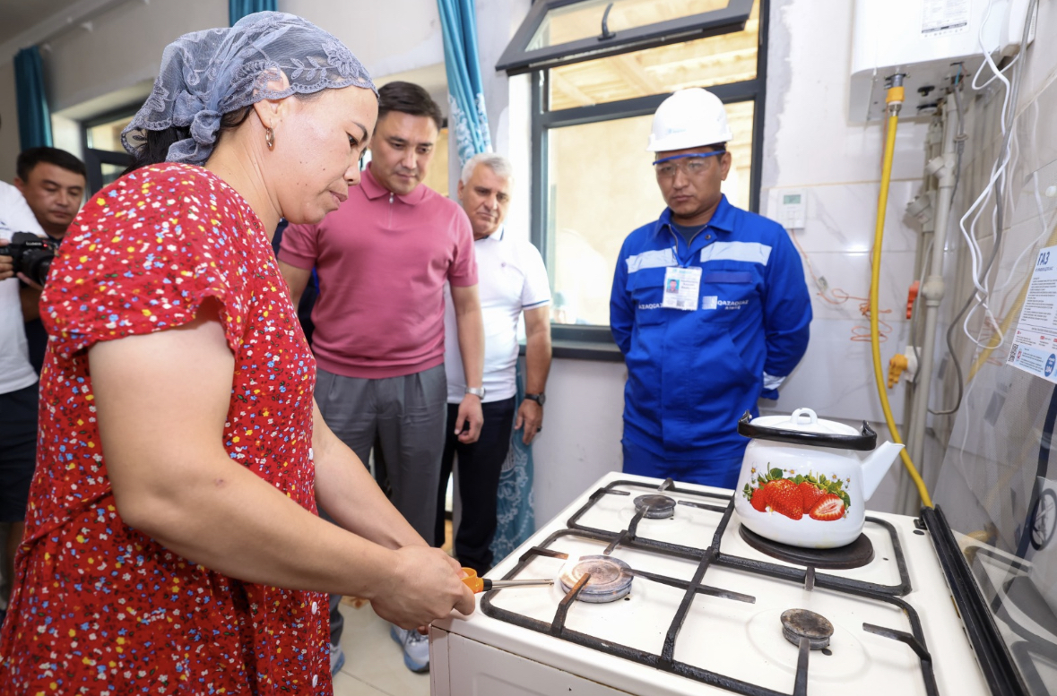 Природный газ пришел в новые районы Шымкента