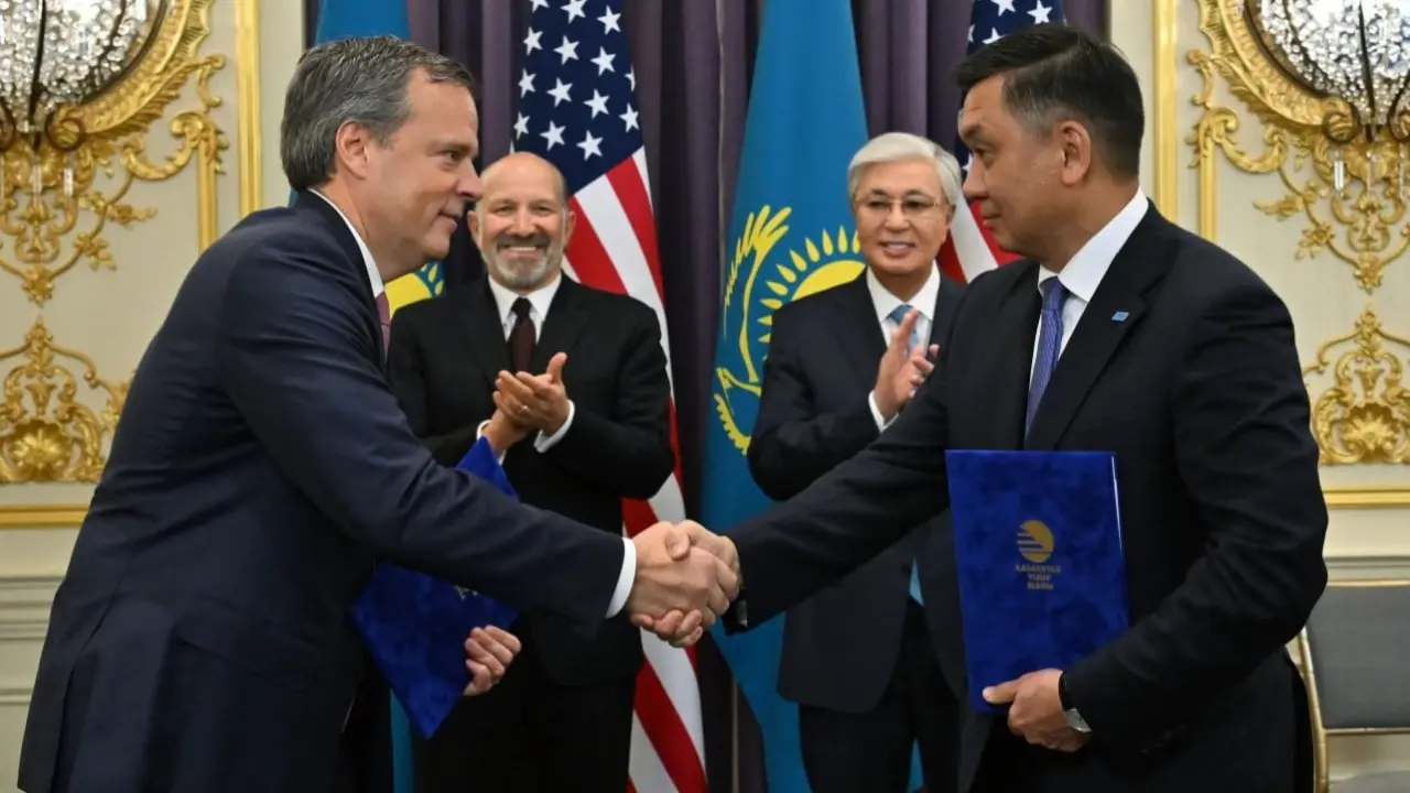 300 грузовых локомотивов поставит Казахстану американская компания