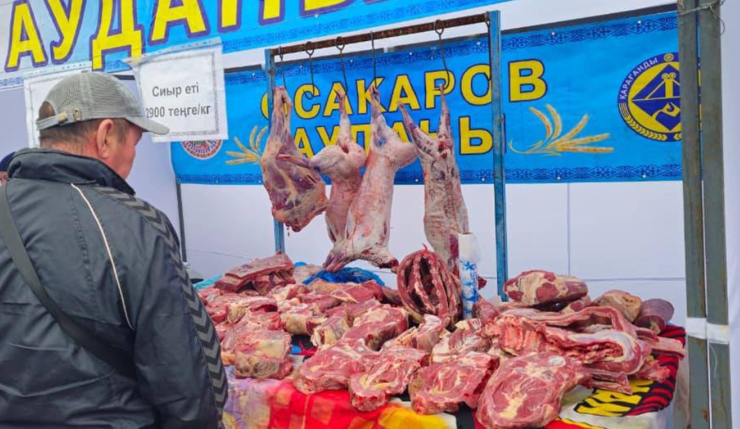 Казахстанцам дали телефоны для жалоб на подорожание мяса