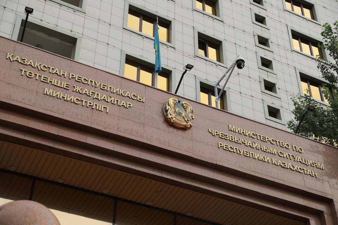 Сотрудники МЧС приравнены к военным: спасатели получат жилищные выплаты