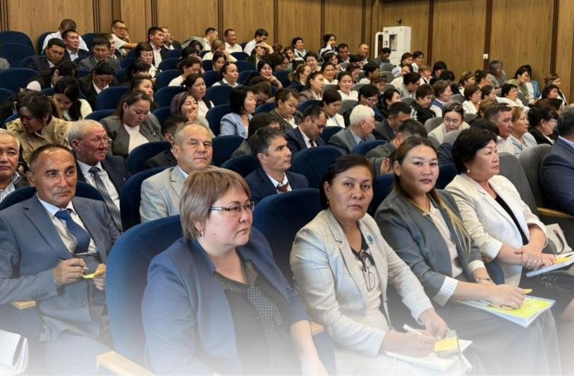 Оқу-ағарту министрлігінің жұмыс тобы Жамбыл облысының мектептеріне әдістемелік көмек көрсетіп жатыр