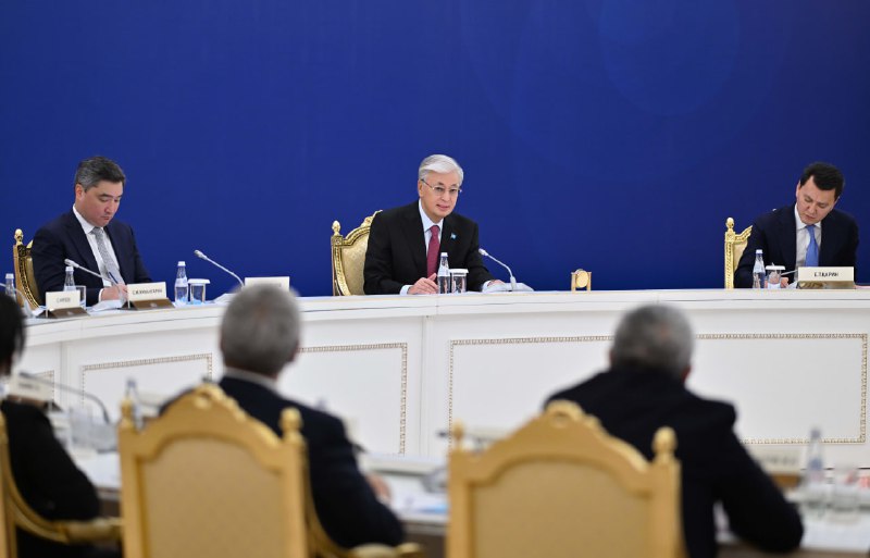 Токаев: Переговоры по АЭС должны вестись исключительно в интересах Казахстана