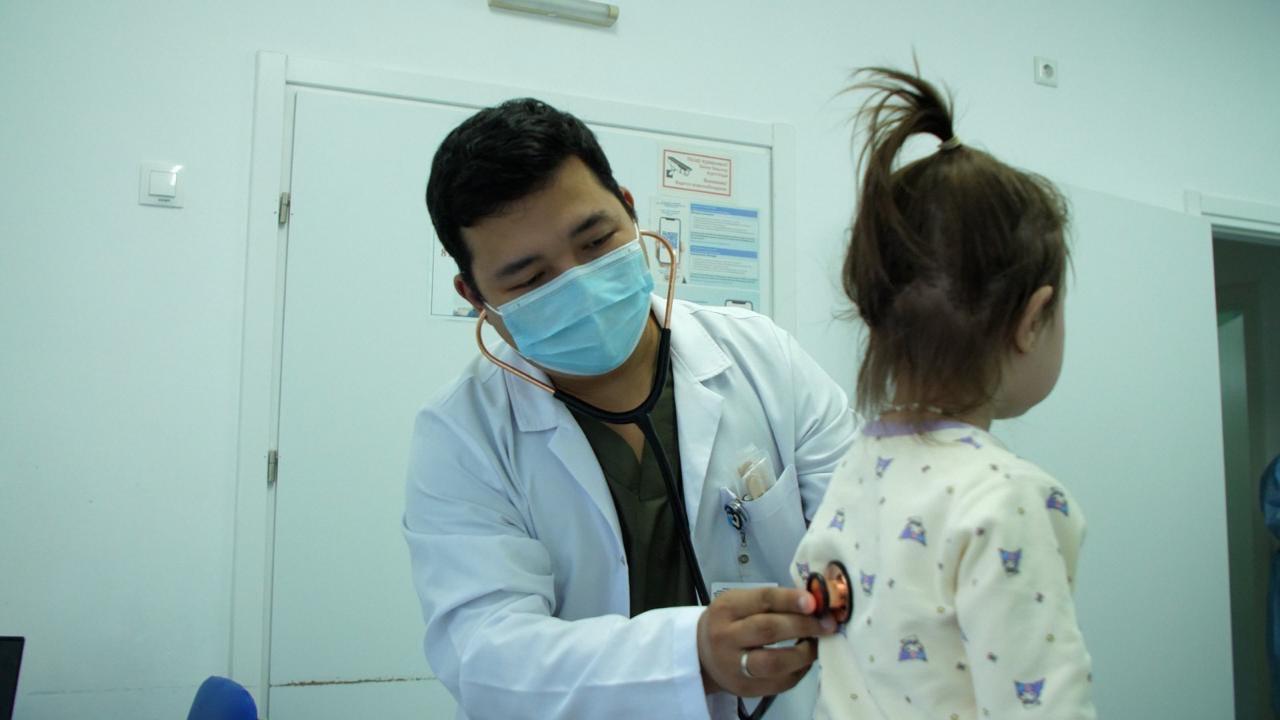 В Астане выросло число заболевших ОРВИ: врачи предупреждают родителей о рисках осложнений