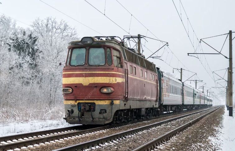 52 человека отравились угарным газом в поезде в Алматы: возбуждено уголовное дело