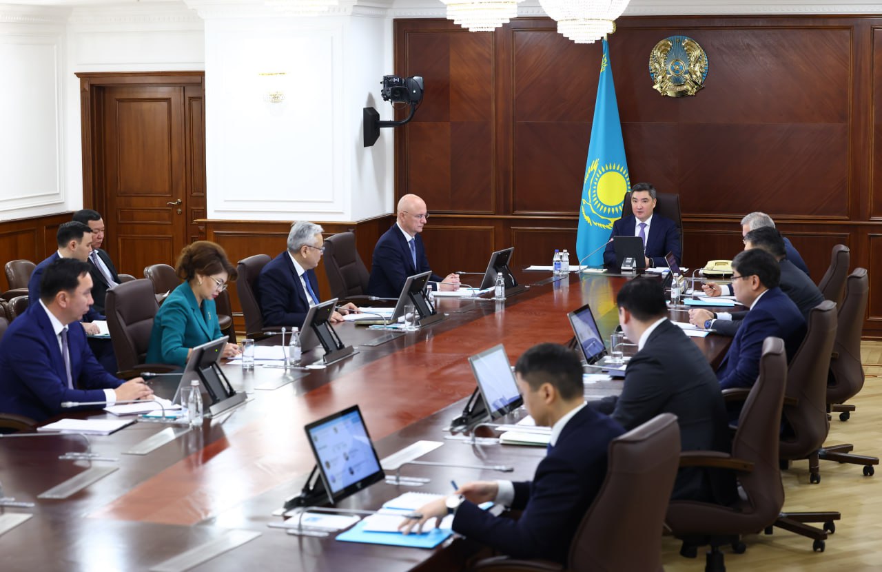 Бектенов потребовал от акимов «отстающих» областей ускориться