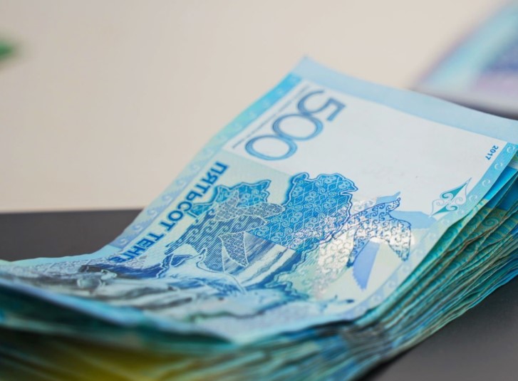 Сообщения о досрочных выплатах пенсий ввели казахстанцев в заблуждение