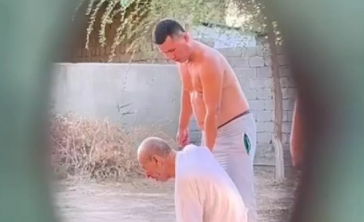 Жителя Туркестанской области приговорили к 5 годам колонии за истязание пожилого отца