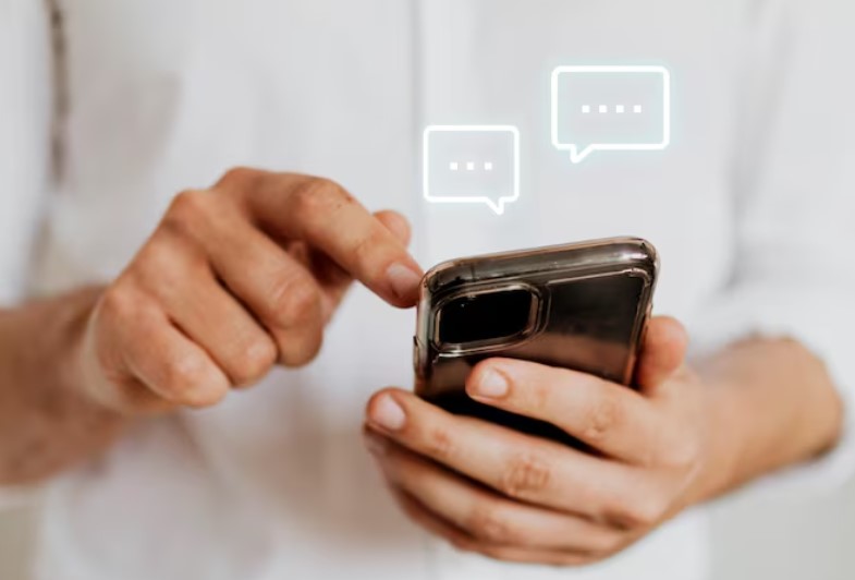 Сначала SMS, потом звонок: мошенники атакуют казахстанцев через «1414»