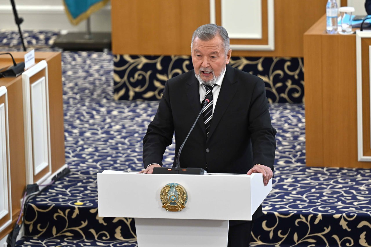 Белгілі заңгер Қазақстанда дінді саясиландыру қатерін жоюды ұсынды