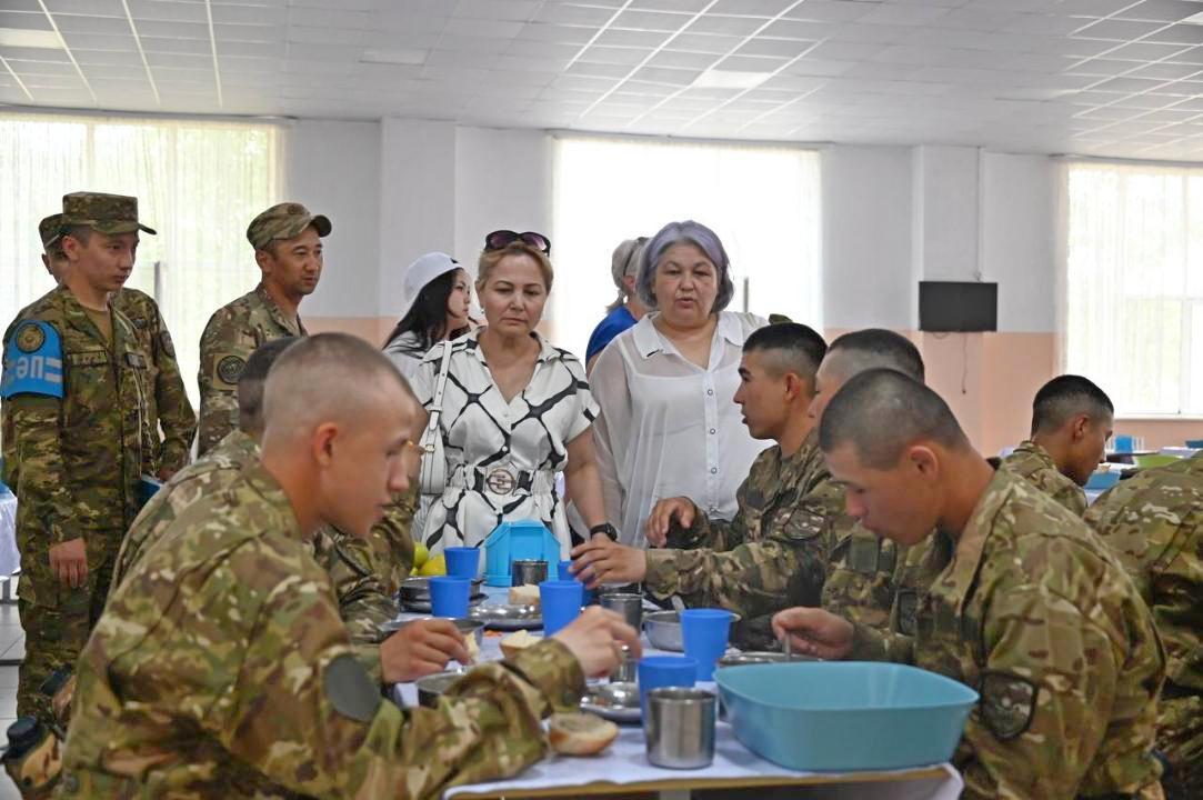 Родители увидят службу сыновей: армия проводит День открытых дверей