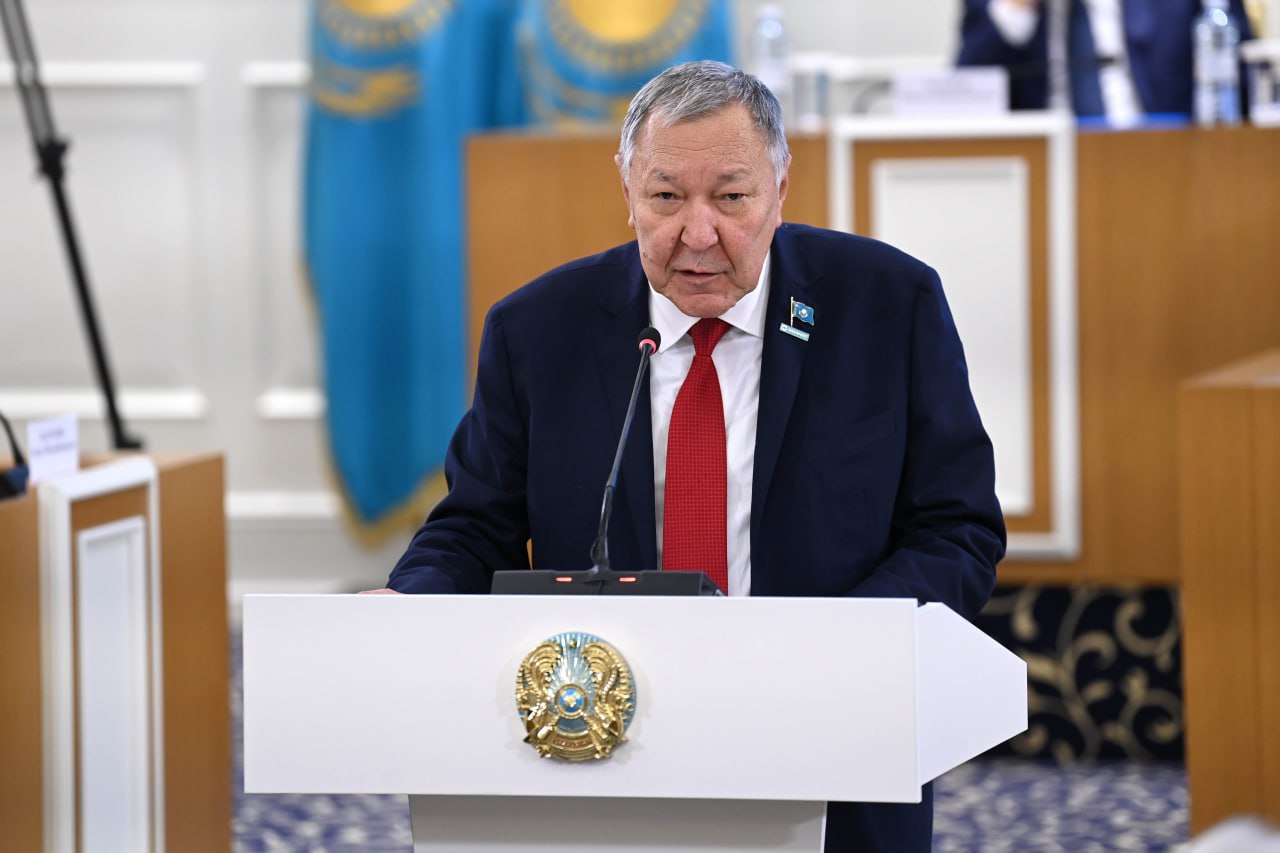 Конституциялық комиссия халықты егемендіктің иесі етуді ұсынды