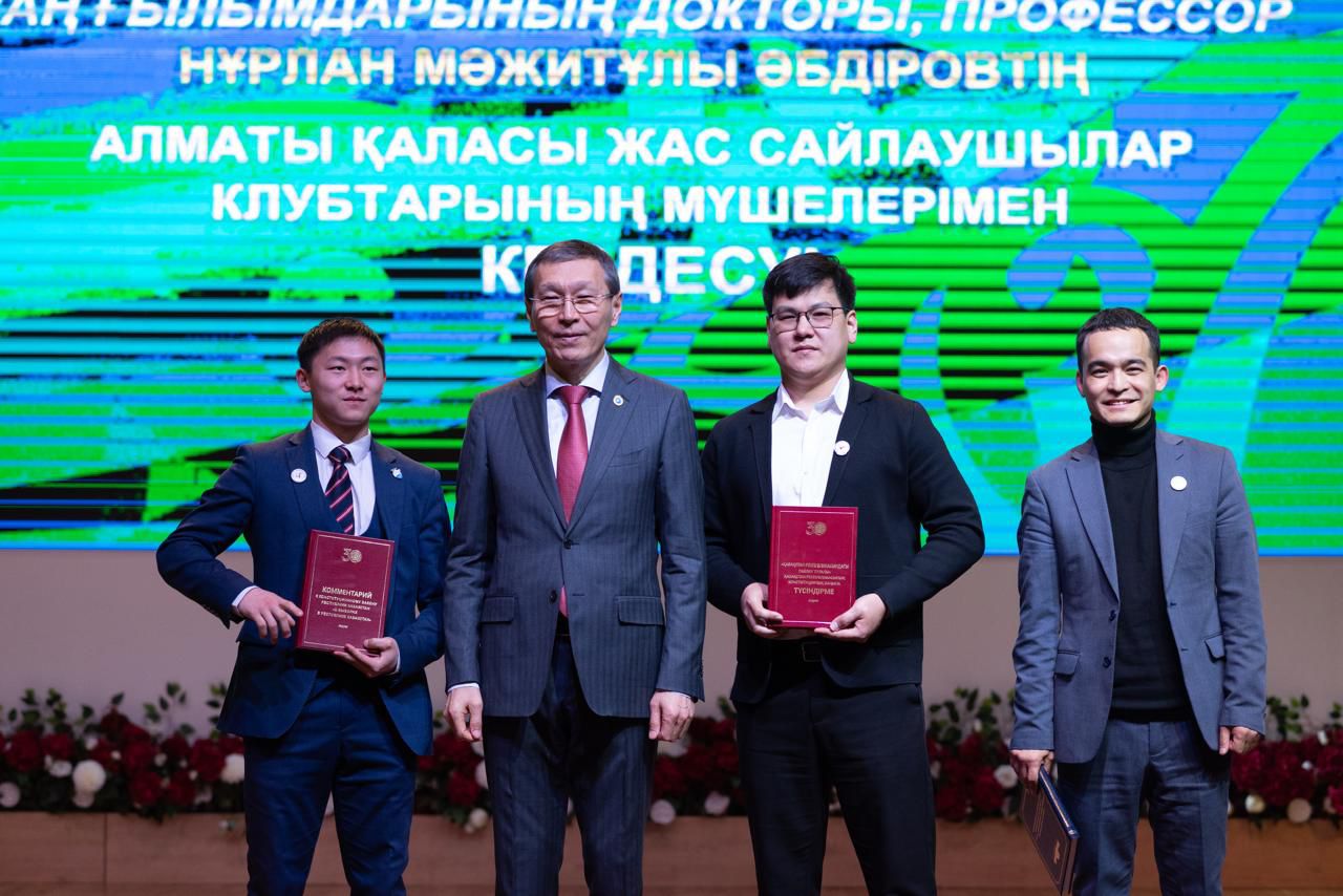 От школьников до депутатов: ЦИК показал, как молодёжь приходит во власть