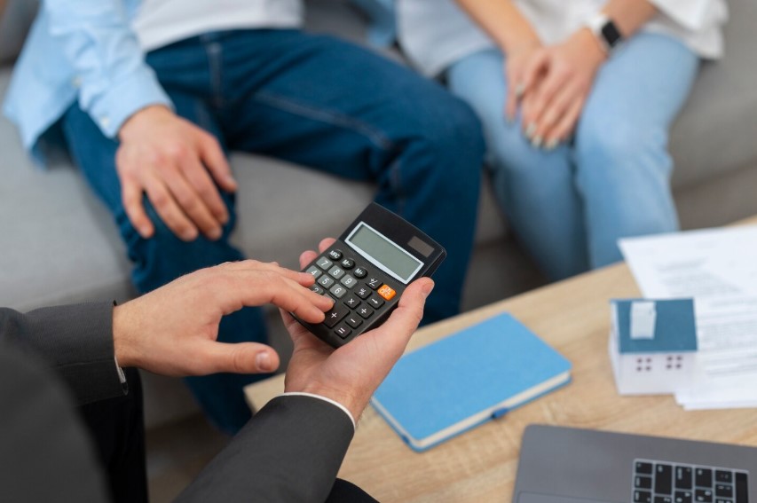 Кредиты населению и бизнесу бьют рекорды в Казахстане