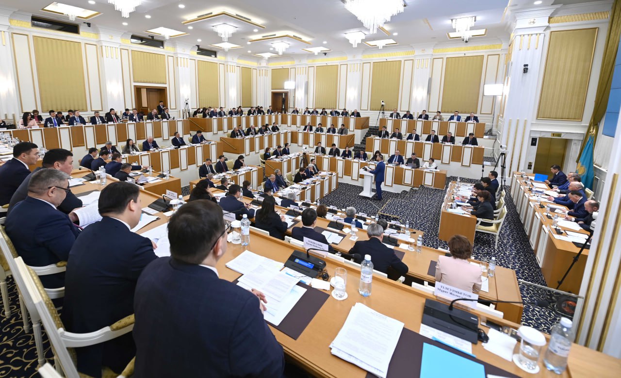 Белгілі заңгер зиянды өтеу құқығын тікелей Конституцияда бекіту туралы ұсынысты қолдады