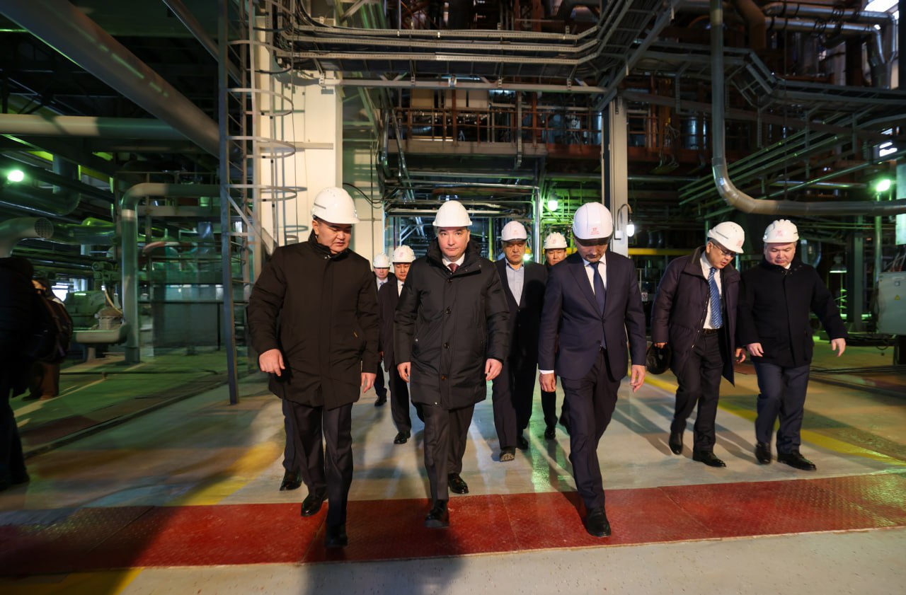 Олжас Бектенов проверил работу ТЭЦ-3 в Астане