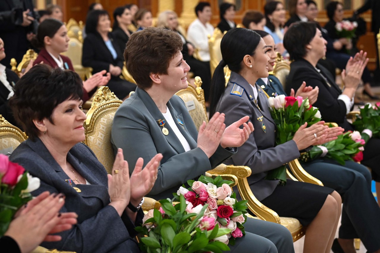 Госнаграды к 8 Марта: Токаев отметил заслуги казахстанских женщин