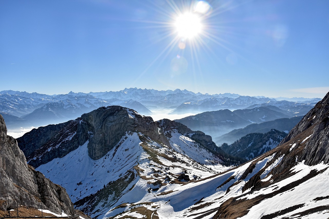 Антициклон принесет тепло и сухую погоду в Казахстан, на севере и востоке возможны метели