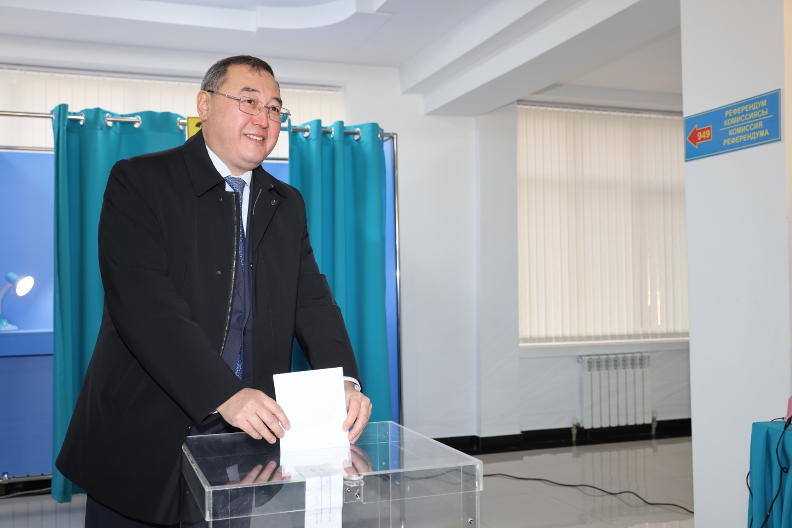 «Более миллиона человек могут принять участие в голосовании»: Марат Султангазиев сделал свой выбор на референдуме.