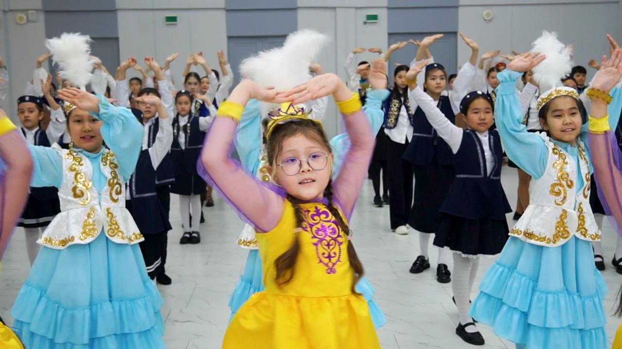 Более 350 тысяч детей приняли участие в национальных играх и творческих акциях в дни Наурыза