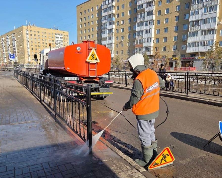 Астанада көктемгі санитарлық тазалау жұмыстары жүргізілуде