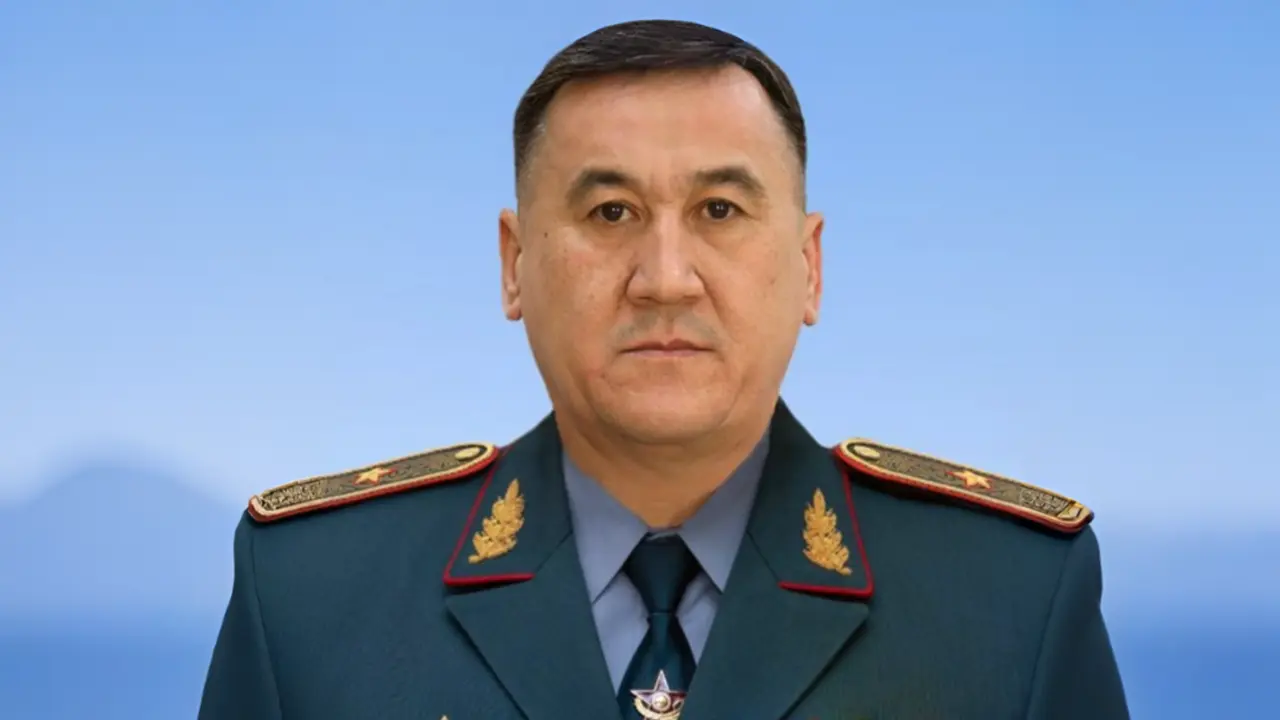 Токаев освободил от должности командующего войсками регионального командования «Запад»