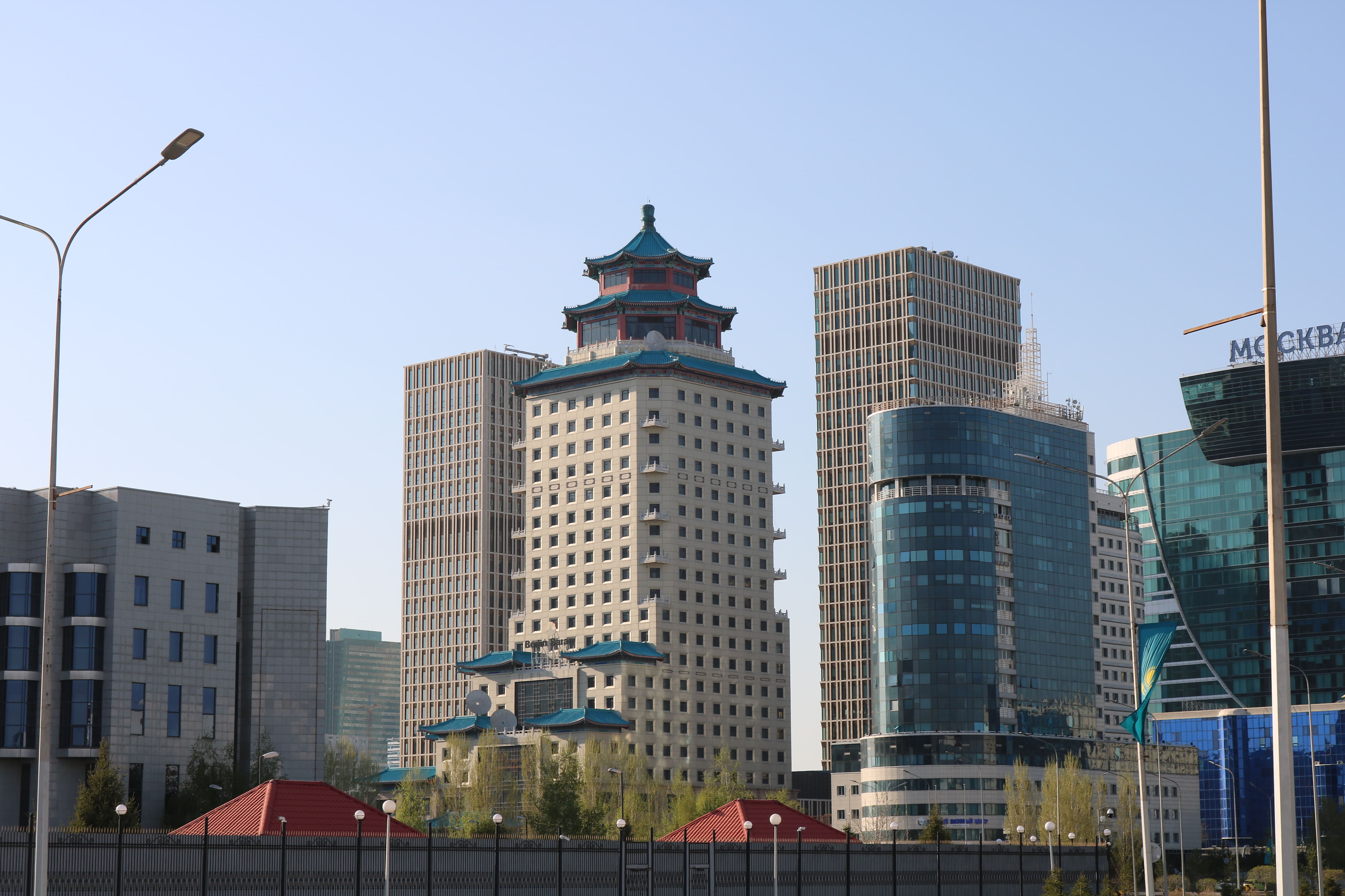 Найти работу в Астане стало проще: Карьерный центр открылся в трех точках города