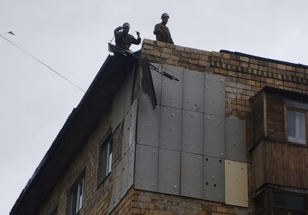 Мощный ветер устроил погром в Караганде и районах области