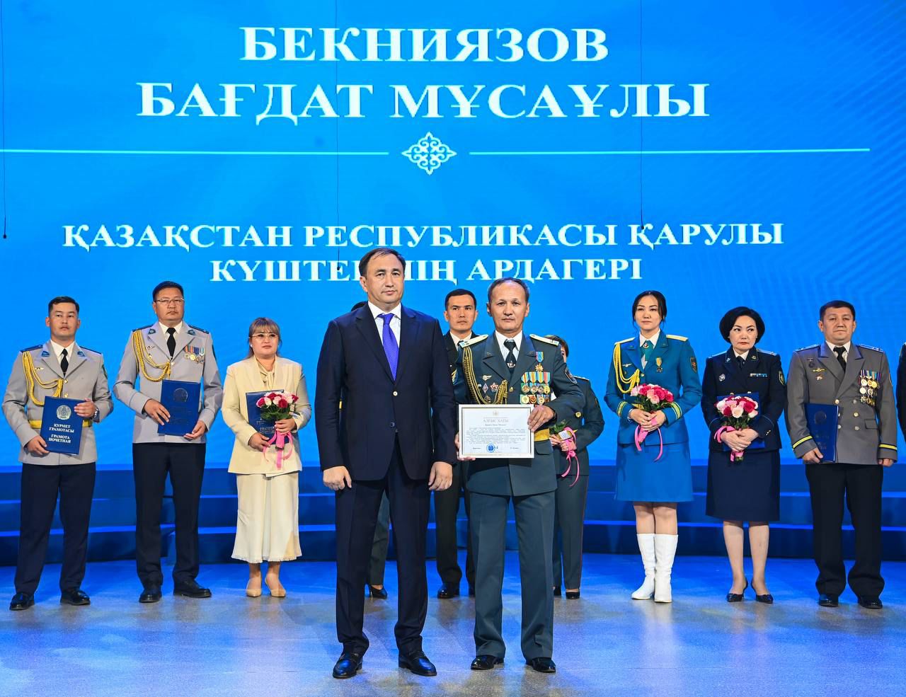 Қызылордада «Айбыны асқақ, айбары мықты азат ел» атты салтанатты шара өтті