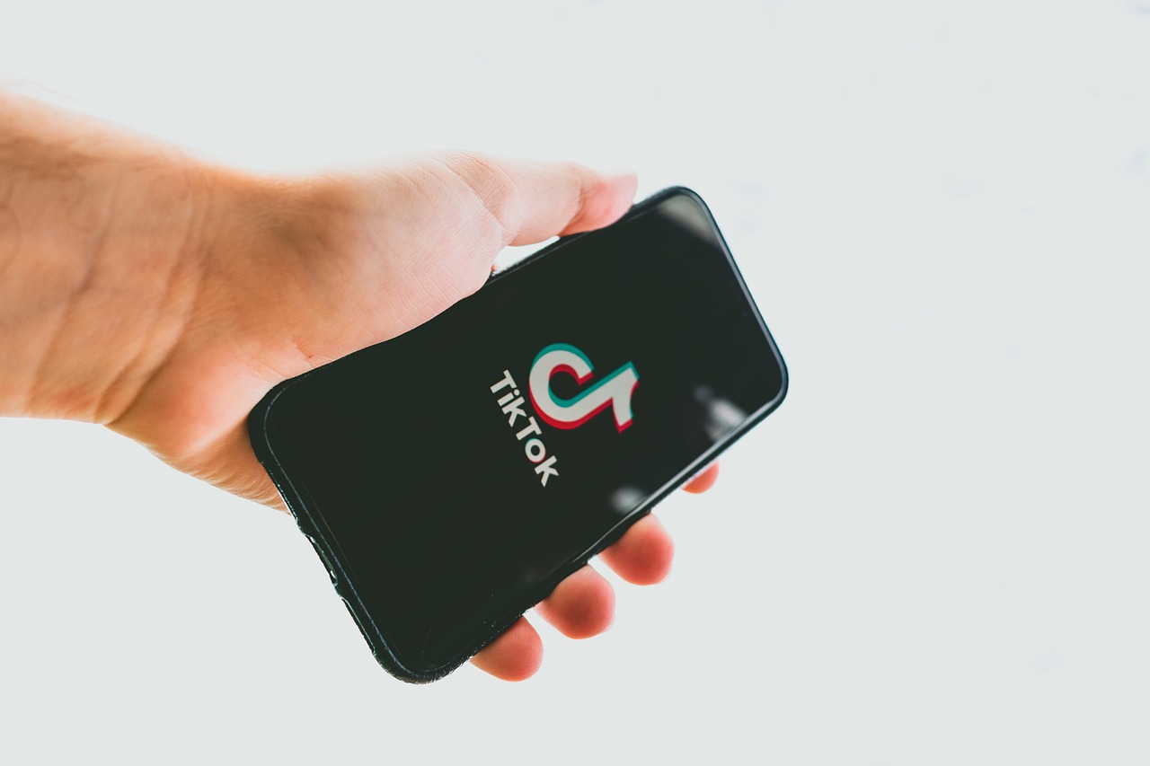 Онлайн-казино через TikTok: у жителя Астаны конфисковали миллионы