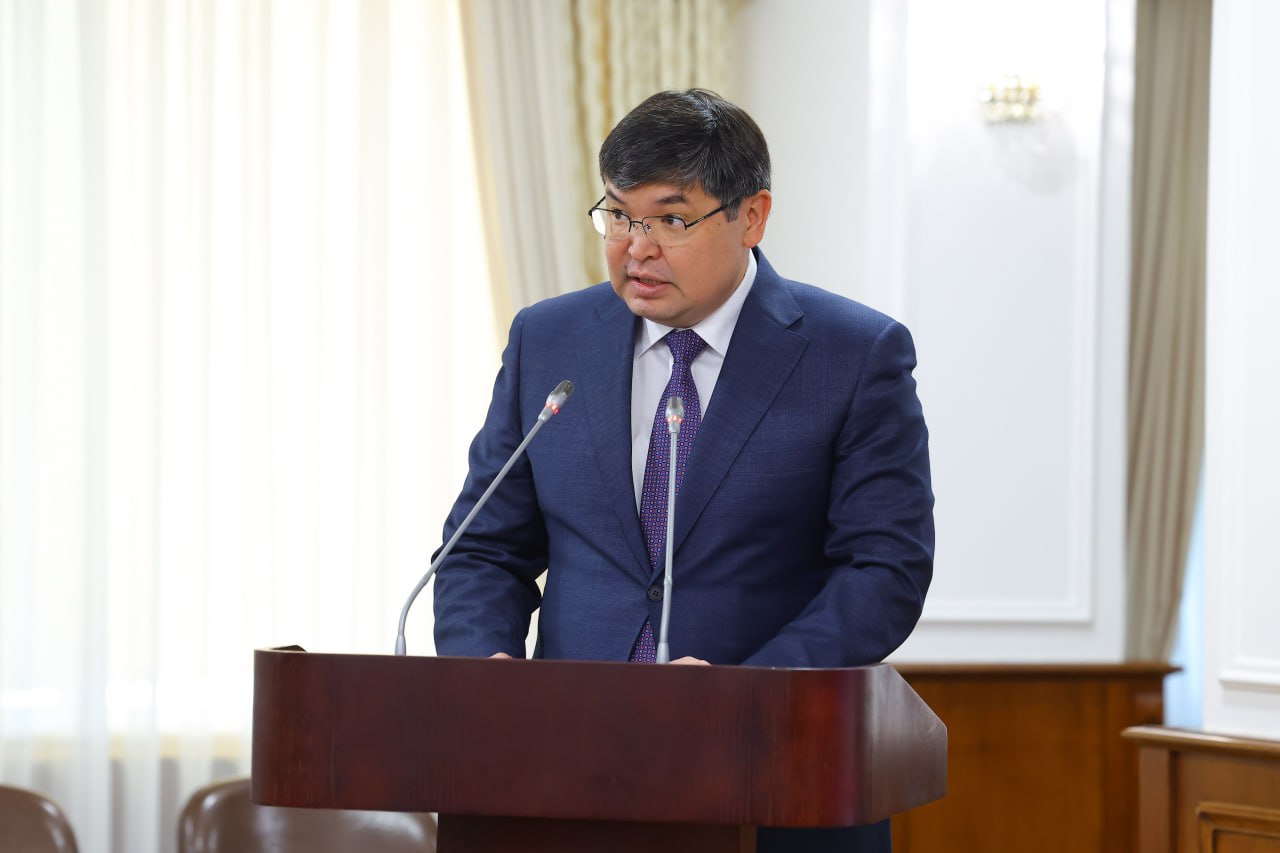 Экономика Казахстана разогналась до 6,5%: почему при растущем ВВП падают реальные зарплаты?