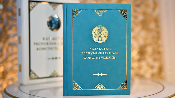 Новая Конституция фиксирует человекоцентричный и оптимистичный вектор развития страны – Азамат Байгалиев