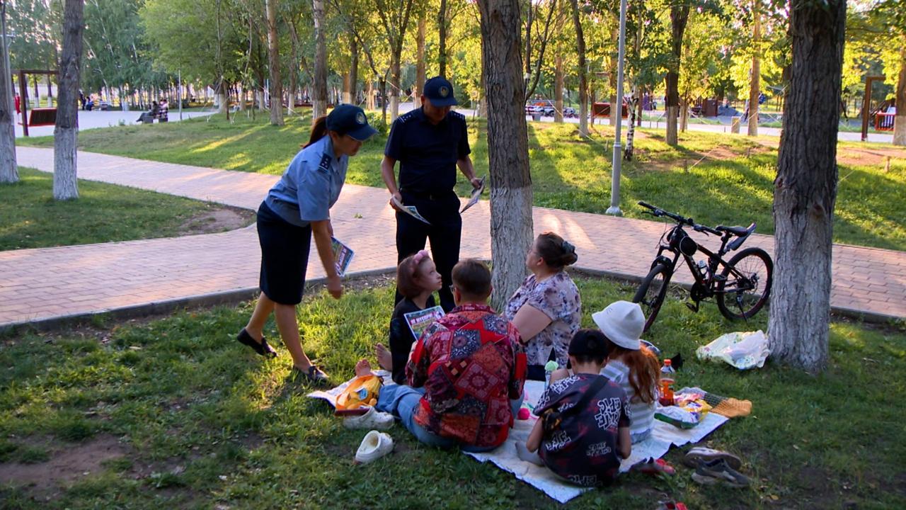 В Астане регулярно проводят рейды для поддержания чистоты и порядка