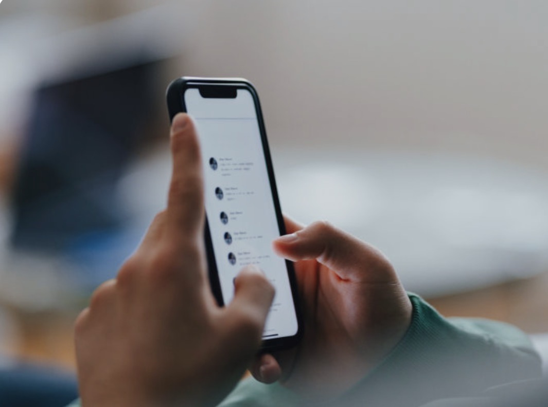 Массовая SMS-атака на казахстанцев: в Астане раскрыли преступную схему