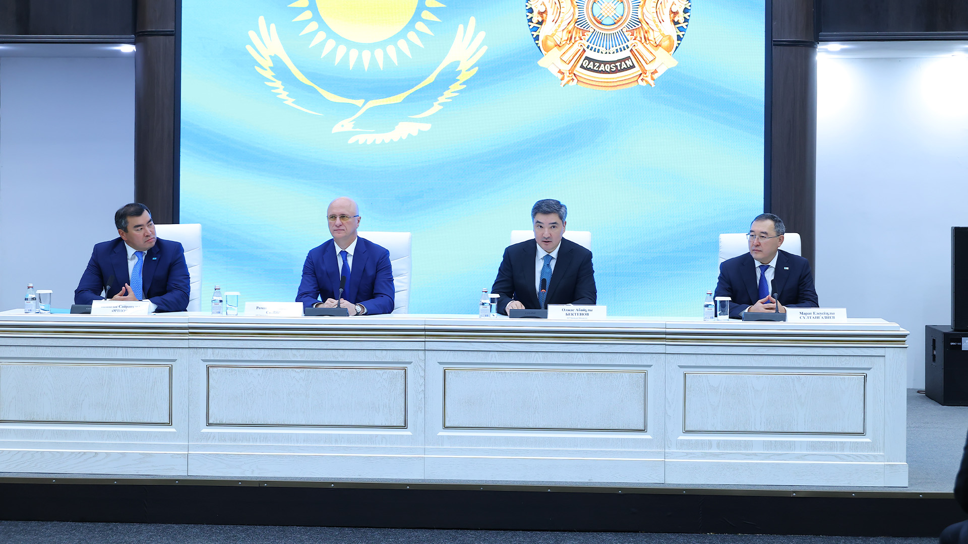 Президент тапсырмалары және инфрақұрылымды кең ауқымда дамыту: Алматы облысының жаңа басшылығы үшін негізгі міндеттер белгіленді