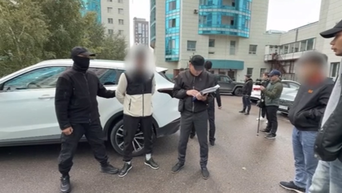 Суд рассмотрит дело ОПГ с притонами в жилых комплексах Астаны