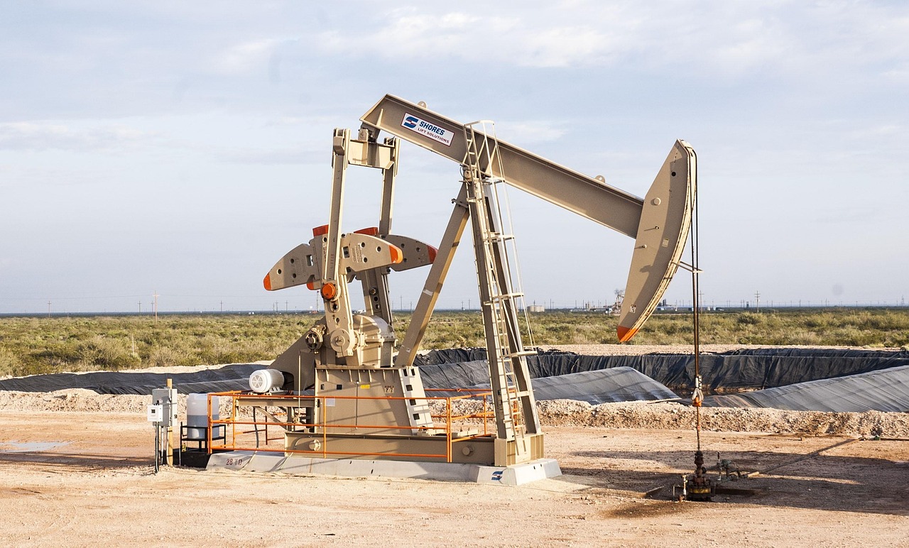 Казахстан выставляет на торги 56 нефтегазовых участков