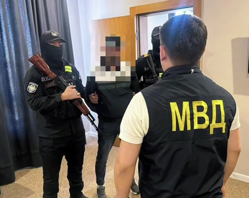 Известного тамаду Сабыржана Тузелбаева задержали в Шымкенте по подозрению в наркообороте