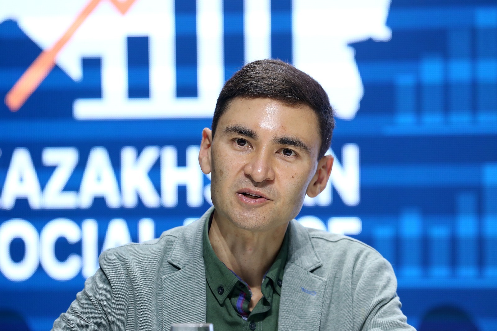 Азамат пен билік тең дәрежеде диалог құра алады – сарапшы Қазақстандағы құқықтық реформаларды бағалады