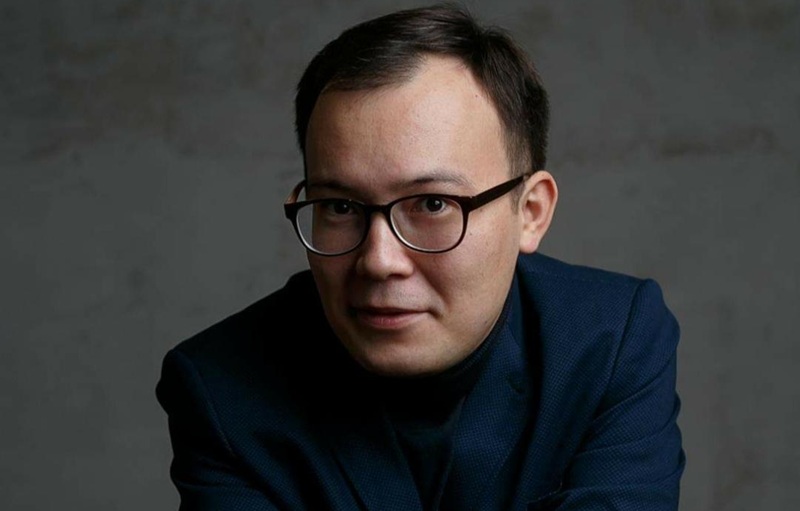 Қазақстандағы екі мыңға жуық БАҚ ақпаратты үш және одан да көп тілде таратады – саясаттанушы ЕҚЫҰ конференциясында