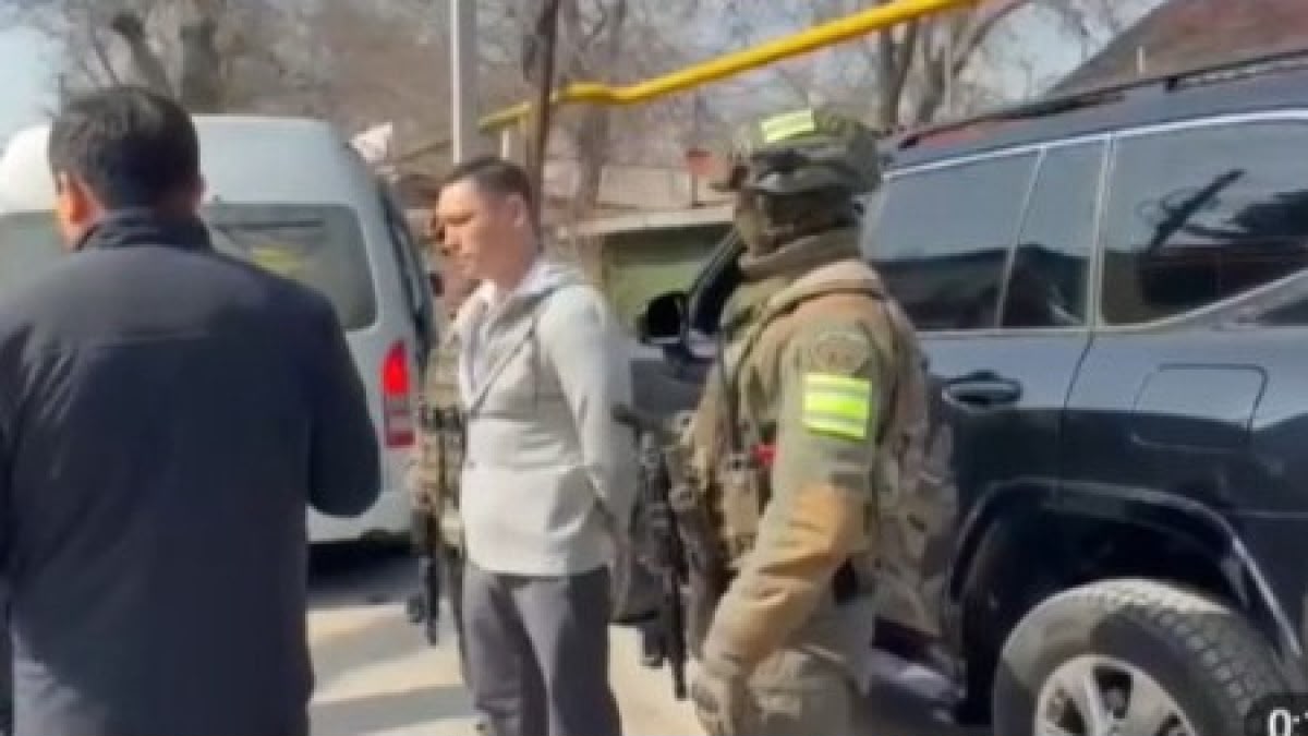 Алматыда Санжар Боқаевқа қатысты сот процесі басталды
